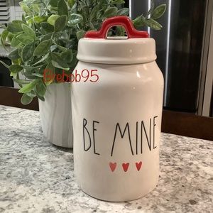 Rae Dunn ❤️ BE MINE ❤️three heart Canister
